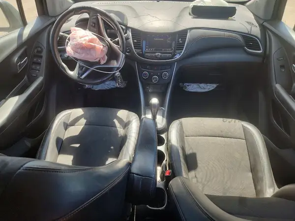 KL7CJPSM3NB536839 2022 CHEVROLET TRAX - Image 8