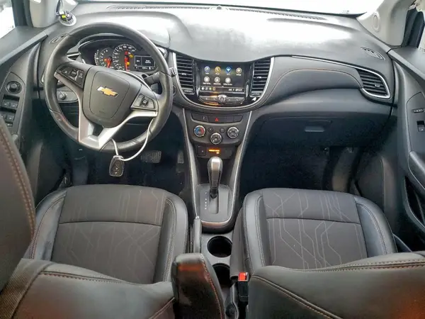 KL7CJPSM3NB538235 2022 CHEVROLET TRAX - Image 8