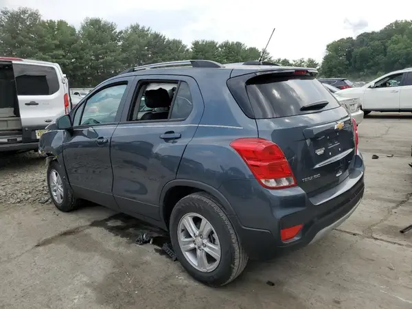 KL7CJPSM3NB540129 2022 CHEVROLET TRAX - Image 2
