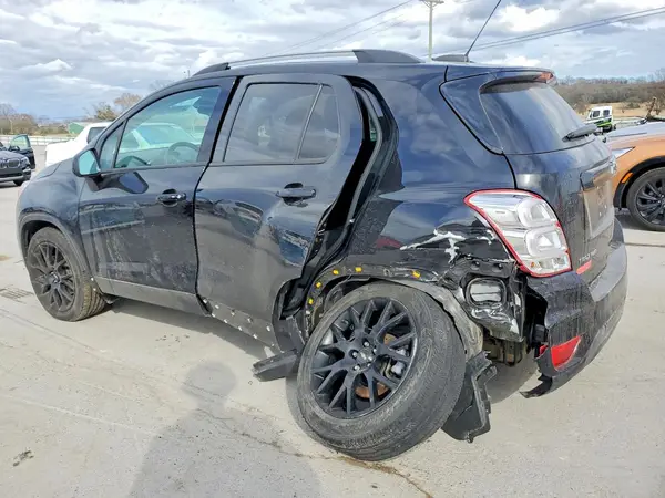 KL7CJPSM3NB540373 2022 CHEVROLET TRAX - Image 2