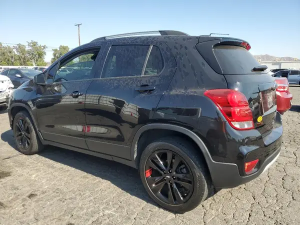 KL7CJPSM3NB547047 2022 CHEVROLET TRAX - Image 2