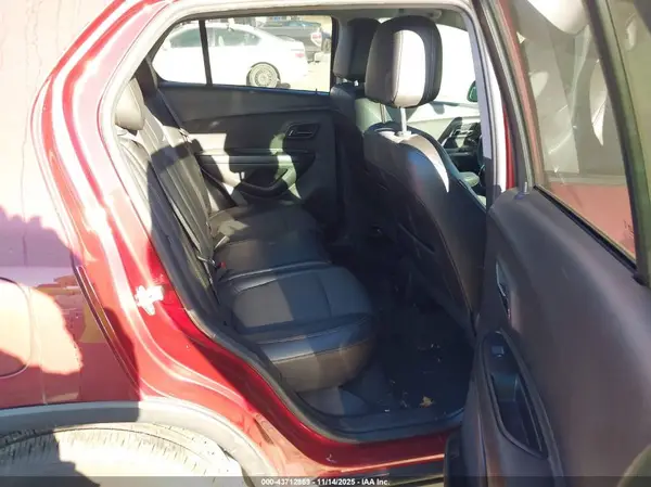 KL7CJPSM3NB548506 2022 CHEVROLET TRAX - Image 8
