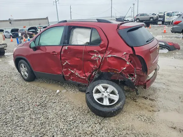 KL7CJPSM3NB558369 2022 CHEVROLET TRAX - Image 2