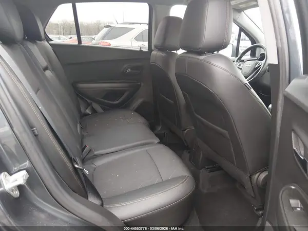 KL7CJPSM3NB559182 2022 CHEVROLET TRAX - Image 8