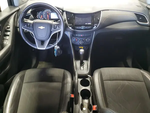 KL7CJPSM3NB562180 2022 CHEVROLET TRAX - Image 8