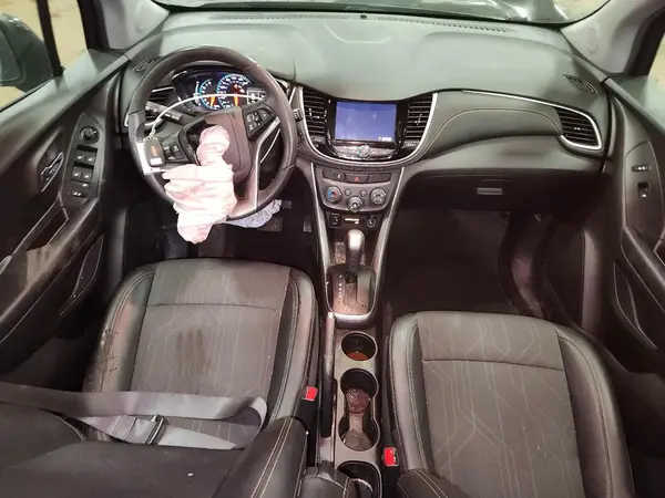 KL7CJPSM3NB566343 2022 CHEVROLET TRAX - Image 8