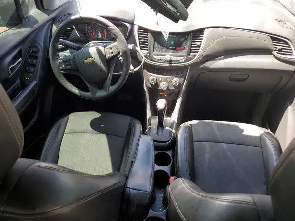 KL7CJPSM4MB368353 2021 CHEVROLET TRAX - Image 8