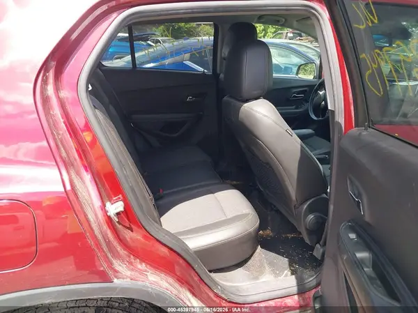KL7CJPSM4MB370717 2021 CHEVROLET TRAX - Image 8