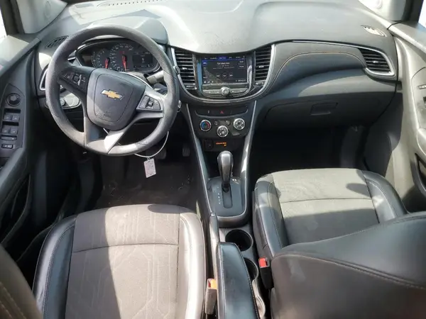 KL7CJPSM4NB509200 2022 CHEVROLET TRAX - Image 8