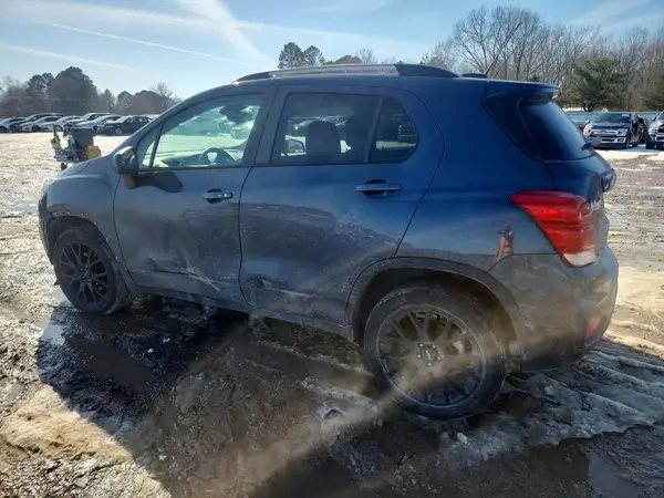 KL7CJPSM4NB517541 2022 CHEVROLET TRAX - Image 2