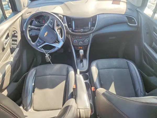 KL7CJPSM4NB517541 2022 CHEVROLET TRAX - Image 8