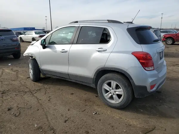 KL7CJPSM4NB518124 2022 CHEVROLET TRAX - Image 2
