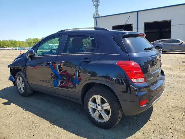KL7CJPSM4NB519175 2022 CHEVROLET TRAX - Image 2