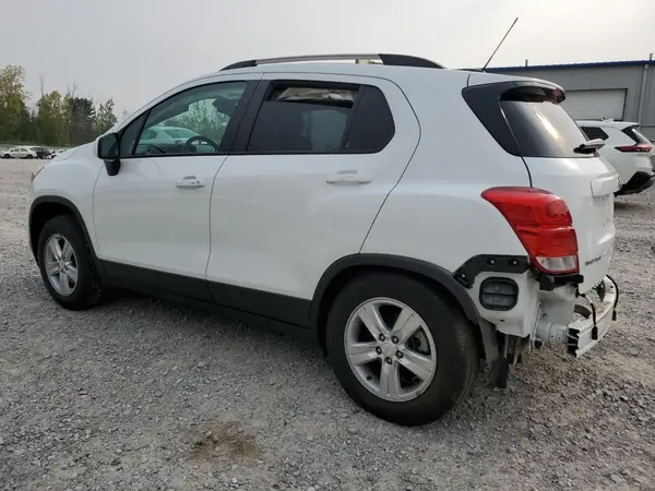 KL7CJPSM4NB528023 2022 CHEVROLET TRAX - Image 2