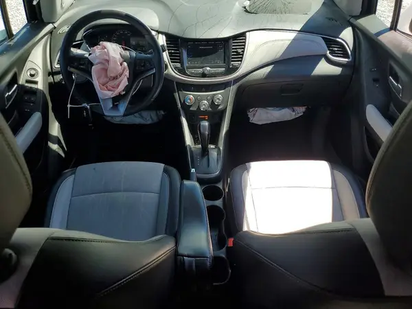 KL7CJPSM4NB533271 2022 CHEVROLET TRAX - Image 8