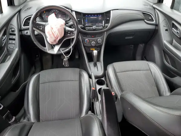 KL7CJPSM4NB535697 2022 CHEVROLET TRAX - Image 8