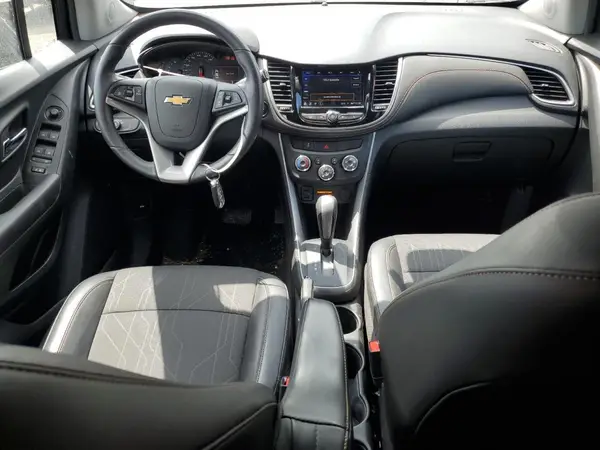 KL7CJPSM4NB556520 2022 CHEVROLET TRAX - Image 8