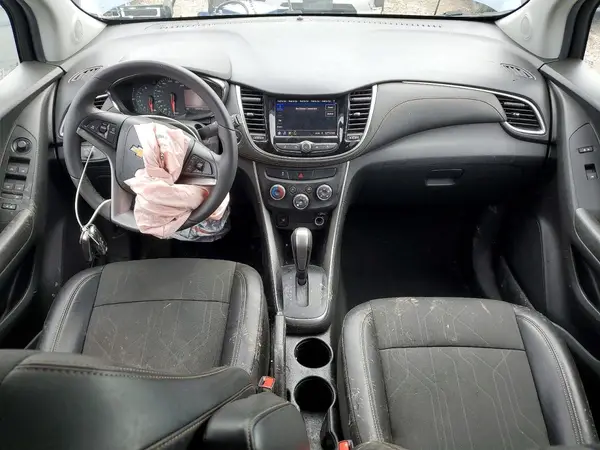 KL7CJPSM4NB560826 2022 CHEVROLET TRAX - Image 8