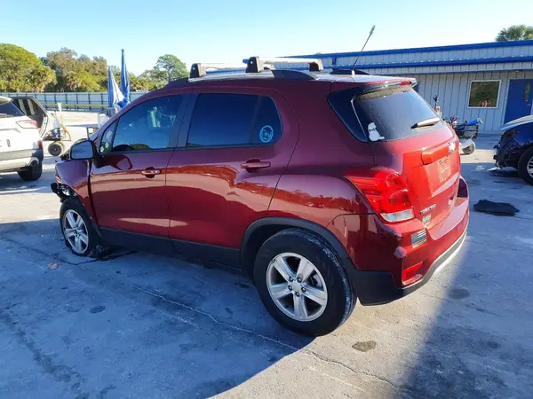 KL7CJPSM4NB566206 2022 CHEVROLET TRAX - Image 2