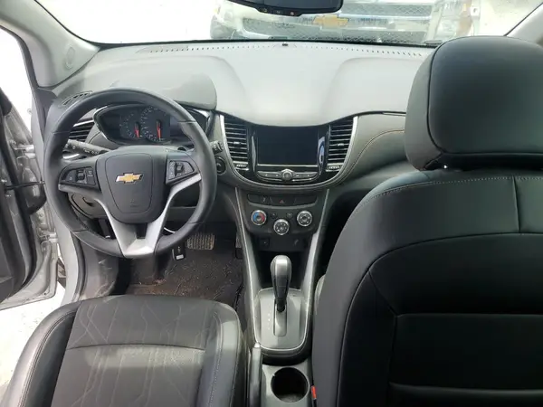KL7CJPSM4NB567954 2022 CHEVROLET TRAX - Image 8