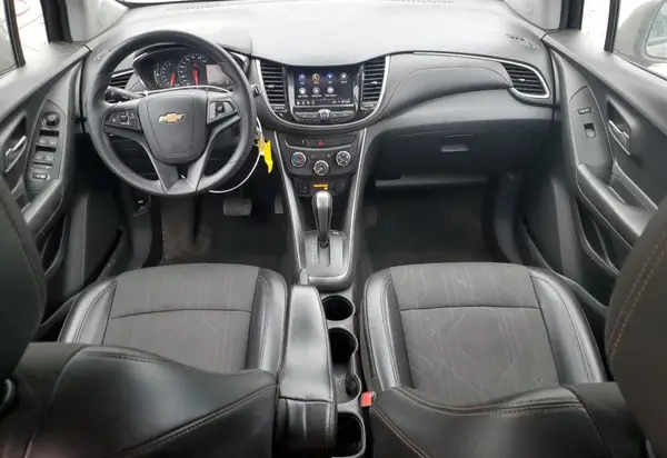 KL7CJPSM5MB365168 2021 CHEVROLET TRAX - Image 8