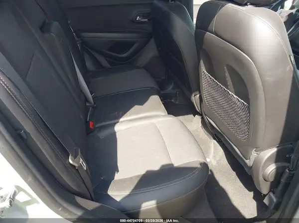 KL7CJPSM5MB370998 2021 CHEVROLET TRAX - Image 8