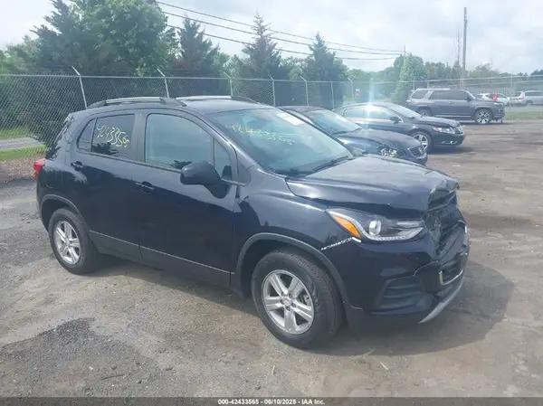KL7CJPSM5MB374551 2021 CHEVROLET TRAX - Image 1