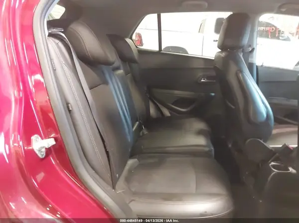 KL7CJPSM5NB500019 2022 CHEVROLET TRAX - Image 8