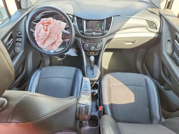 KL7CJPSM5NB502238 2022 CHEVROLET TRAX - Image 8