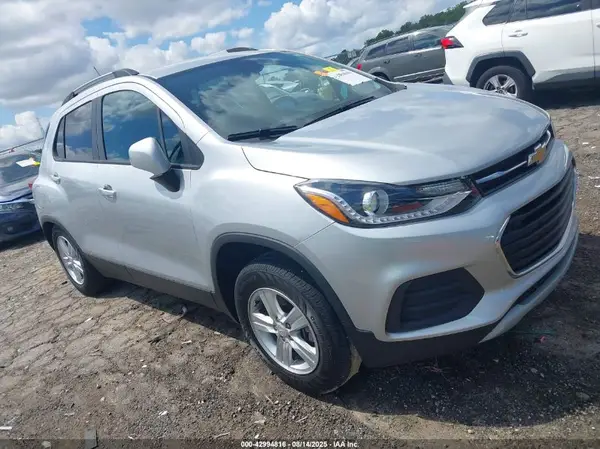 KL7CJPSM5NB518004 2022 CHEVROLET TRAX - Image 1