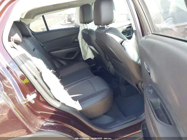 KL7CJPSM5NB519413 2022 CHEVROLET TRAX - Image 8