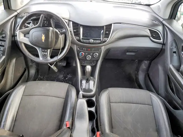 KL7CJPSM5NB525146 2022 CHEVROLET TRAX - Image 8