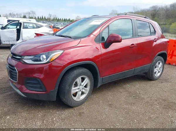 KL7CJPSM5NB531397 2022 CHEVROLET TRAX - Image 2