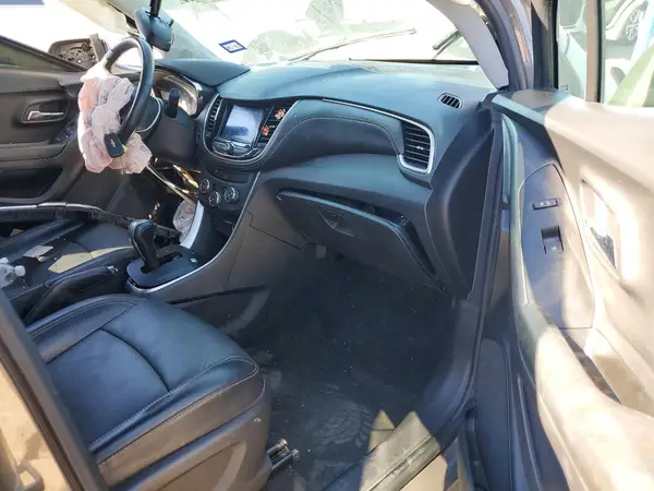 KL7CJPSM5NB533845 2022 CHEVROLET TRAX - Image 8