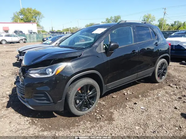 KL7CJPSM5NB546966 2022 CHEVROLET TRAX - Image 2