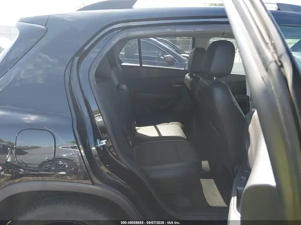 KL7CJPSM5NB546966 2022 CHEVROLET TRAX - Image 8