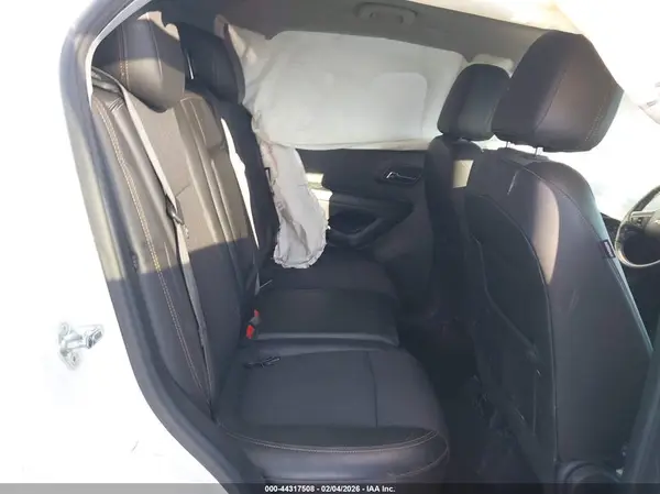 KL7CJPSM5NB547146 2022 CHEVROLET TRAX - Image 8