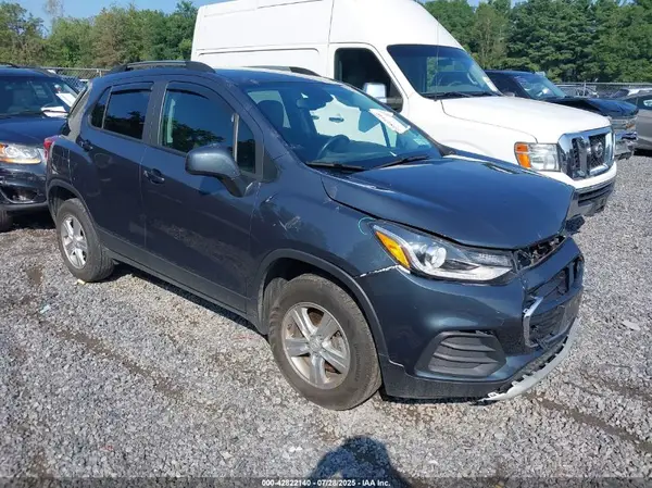 KL7CJPSM5NB560382 2022 CHEVROLET TRAX - Image 1