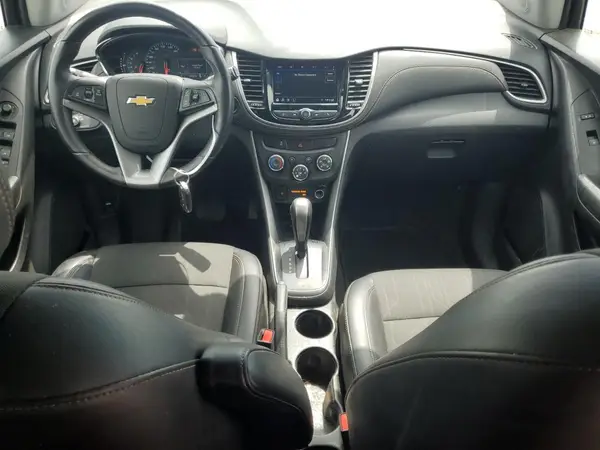 KL7CJPSM5NB564755 2022 CHEVROLET TRAX - Image 8