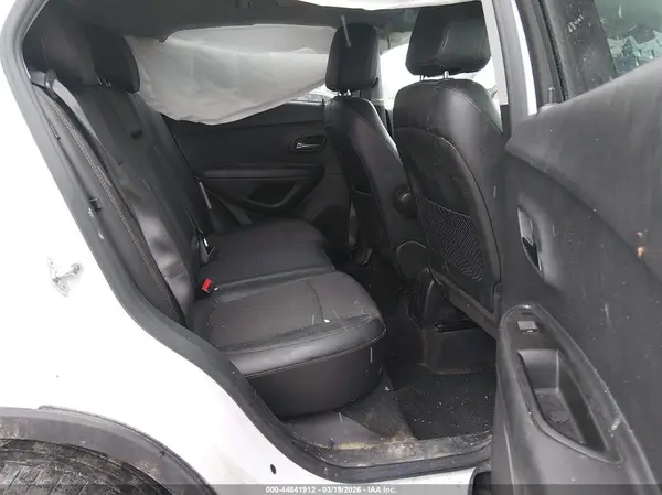 KL7CJPSM6MB366538 2021 CHEVROLET TRAX - Image 8