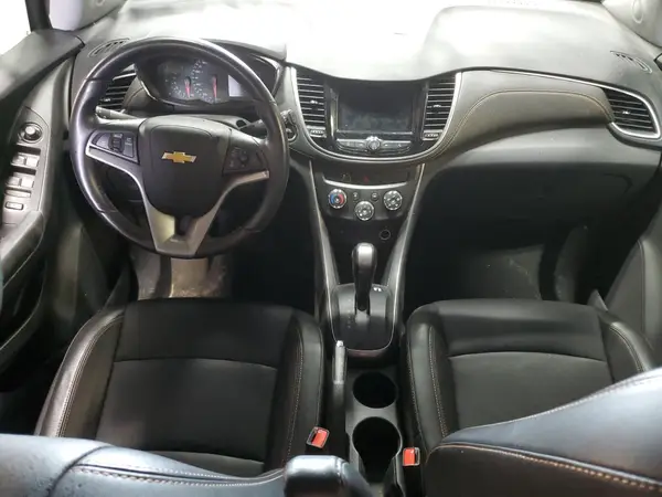 KL7CJPSM6MB369424 2021 CHEVROLET TRAX - Image 8