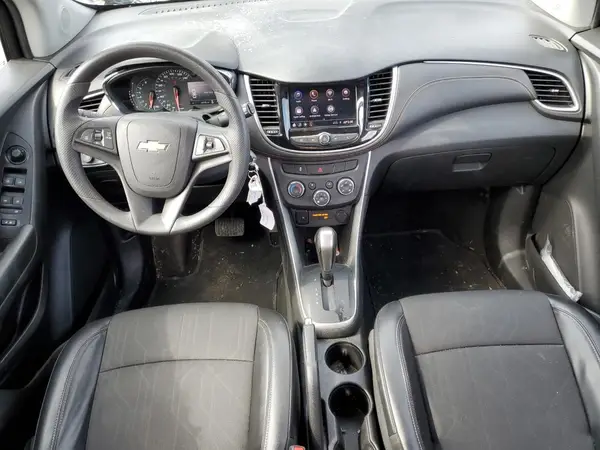KL7CJPSM6MB372971 2021 CHEVROLET TRAX - Image 8