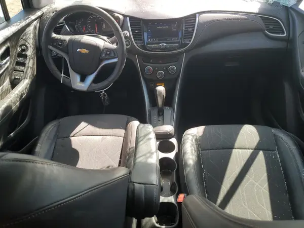 KL7CJPSM6NB505195 2022 CHEVROLET TRAX - Image 8