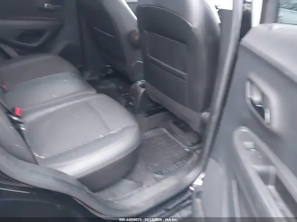 KL7CJPSM6NB507271 2022 CHEVROLET TRAX - Image 8