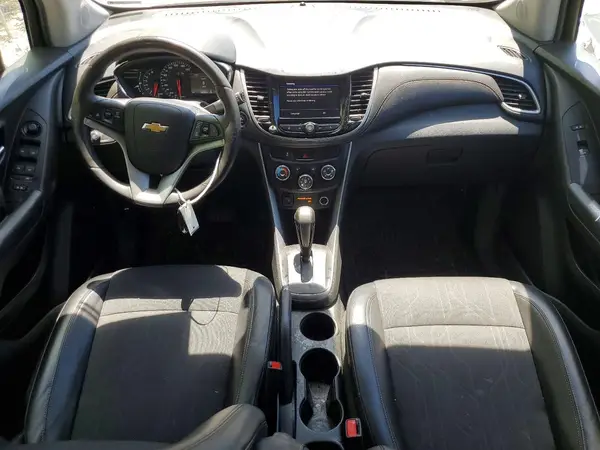 KL7CJPSM6NB516651 2022 CHEVROLET TRAX - Image 8