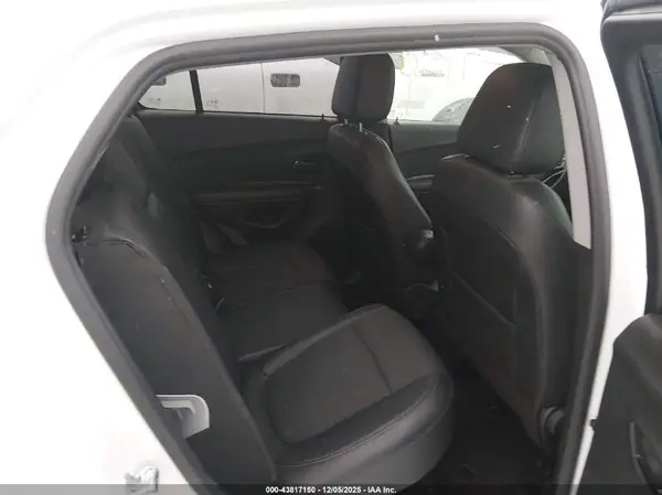 KL7CJPSM6NB522840 2022 CHEVROLET TRAX - Image 8