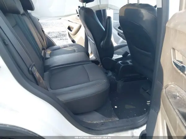 KL7CJPSM6NB524121 2022 CHEVROLET TRAX - Image 8