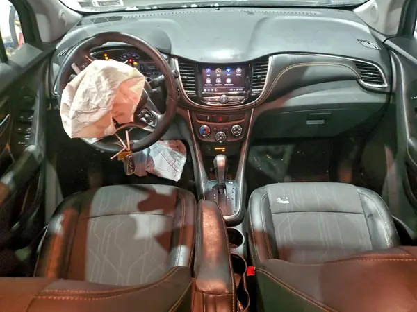 KL7CJPSM6NB525902 2022 CHEVROLET TRAX - Image 8