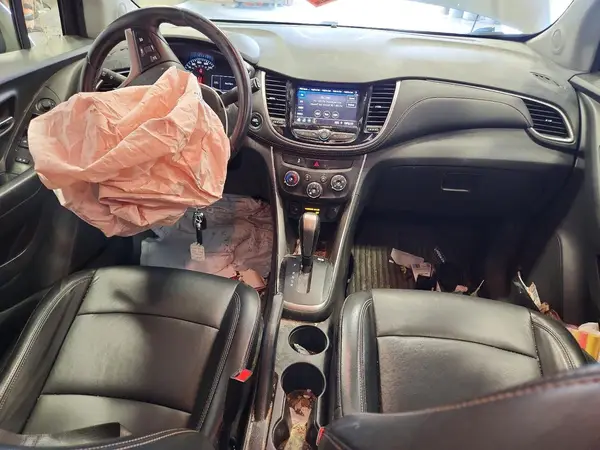 KL7CJPSM6NB532302 2022 CHEVROLET TRAX - Image 8