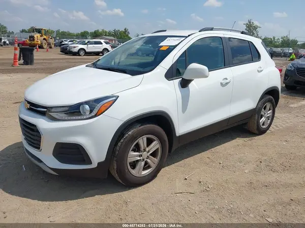 KL7CJPSM6NB551609 2022 CHEVROLET TRAX - Image 2